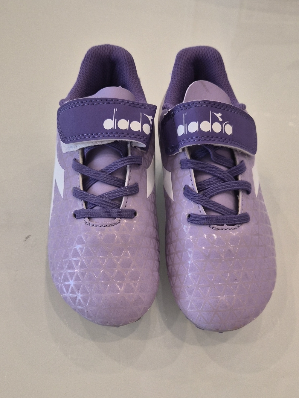 Diadora Girls Purple Soccer Cleats - Lightweight Comfort